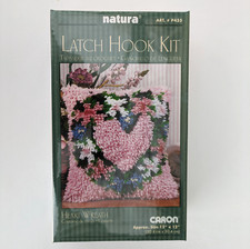 Caron Natura Floral Heart Wreath Latch Hook Kit P435 12"X12" NOS Sealed