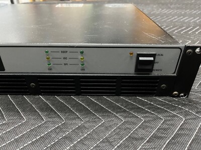 CROWN COM-TECH 210 パワーアンプ　AMCRON Crown Com-Tech 210 Power Amplifier PRO * 150W RMS @ 4 ohm