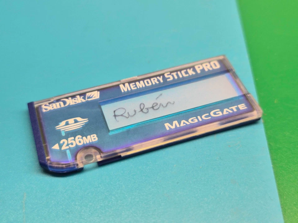 Sandisk Memory Stick Pro 256MB Sony MagicGate Memory Card - Tested - Image 1 of 1