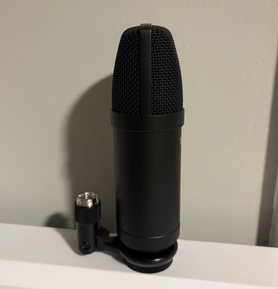 Universal Audio Volt Large Diaphragm Condenser Microphone Cardioid 30Hz-20KHz - Image 2 of 4