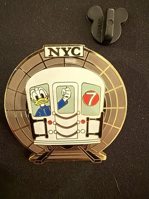 2008 World Of Disney Pin - New York City NYC Donald Duck Subway Train
