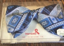 Vintage Wembley Blue Geometric Pre-Tied Bow Tie w/ Original Plastic Storage Case