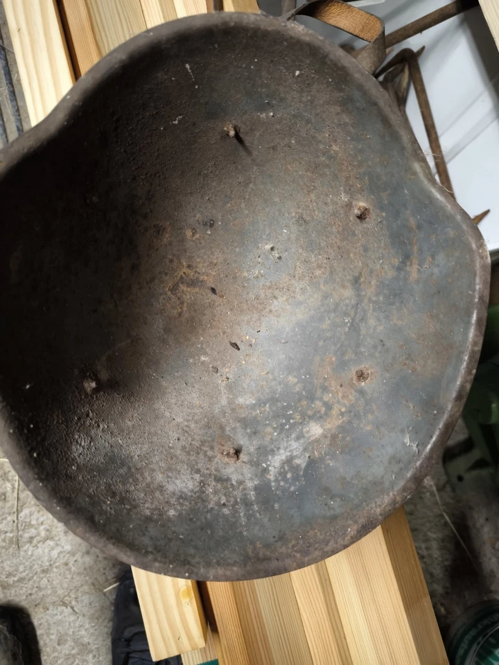 NVA Stahlhelm DDR Original Militaria Ostdeutschland Deko - Bild 2 von 4