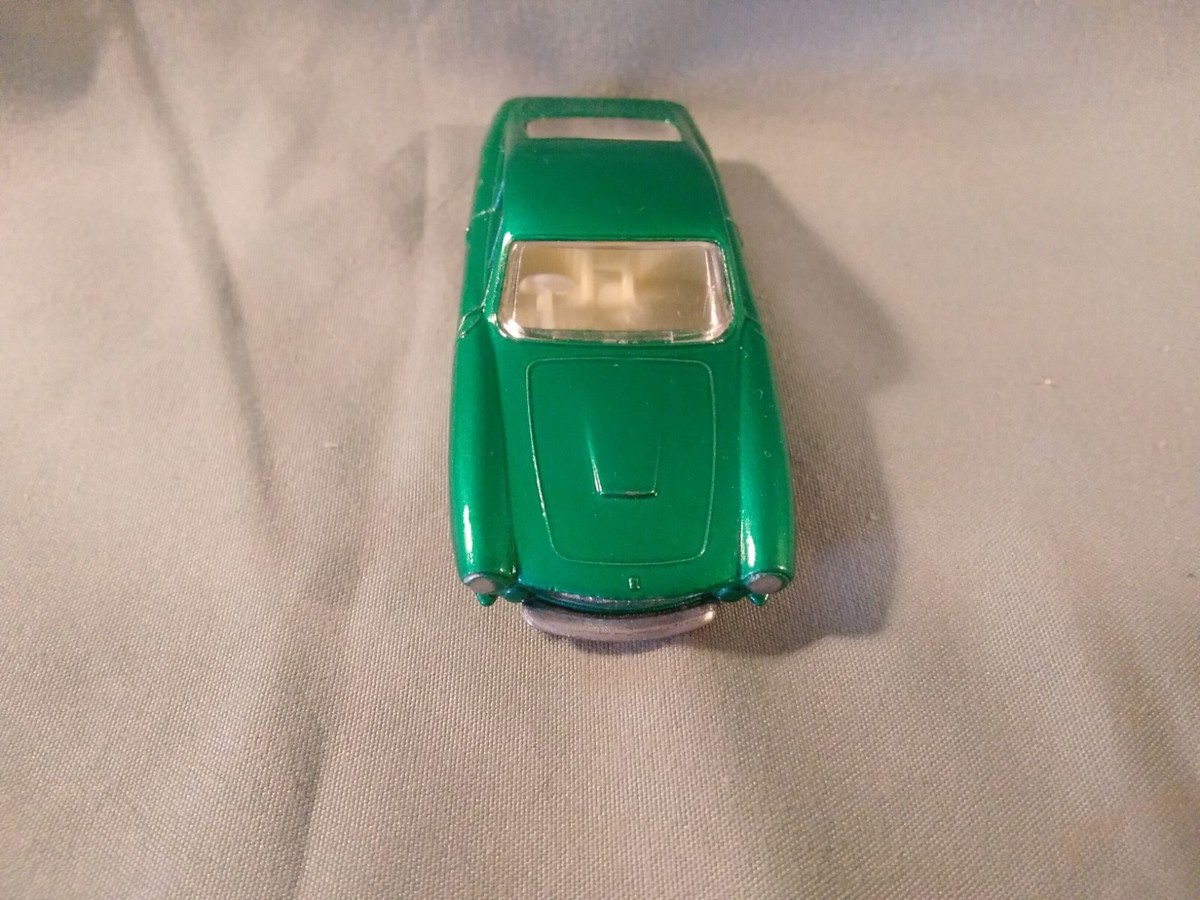 ミニカー MATCHBOX No.75 Ferrari Berlinetta s-l400.jpg