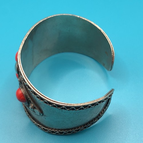 Boho Western Chic Red Cabochon Resin Open Cuff Bangle Adjustable Silver Tone - Picture 5 of 7