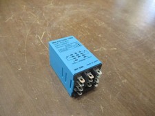 IDEC Electronic Timer RTE-B11 120V Used