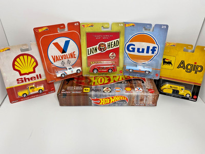 2020 Hot Wheels Premium Pop Culture Vintage Oil Exclusive Box Set (5) Silverado