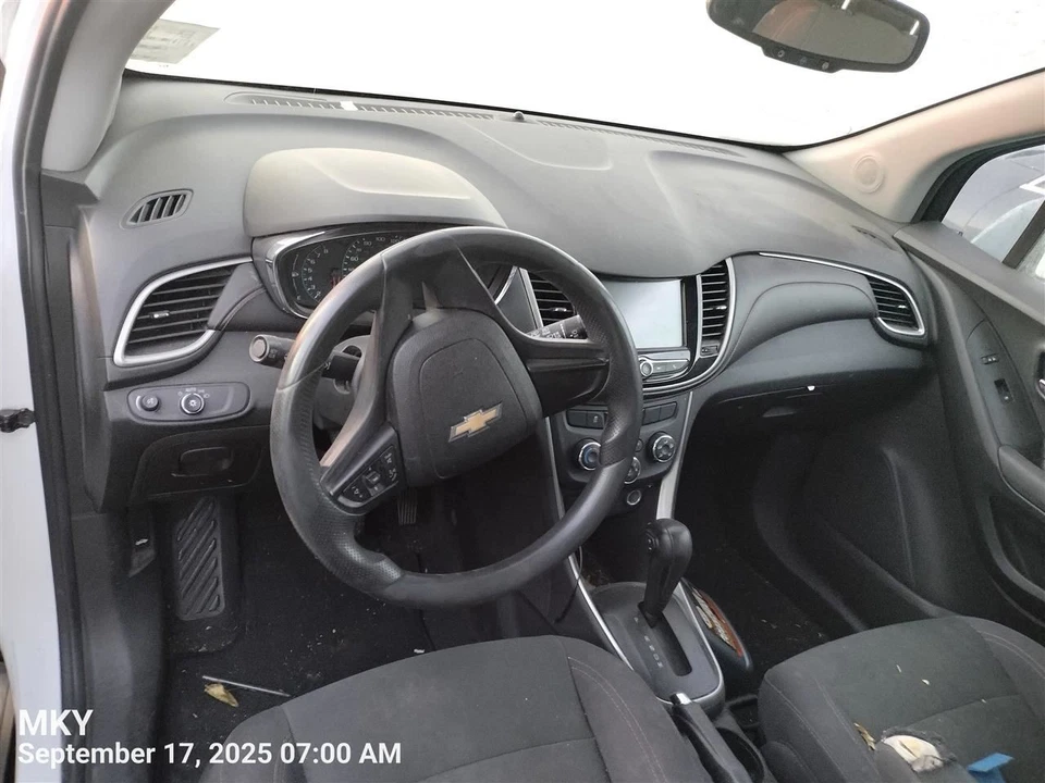 Actuador de bloqueo Trax 2017 7079401 Foto 4 de 4