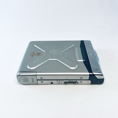 PORTABLE MINIDISC PLAYER （MZ-EPS11） Buy Sony MZ-EPS11 Walkman MiniDisc Player Mega Bass Junk Japan