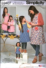 9407 UNCUT Simplicity SEWING Pattern Misses Girls Matching Cobbler Apron OOP Sew