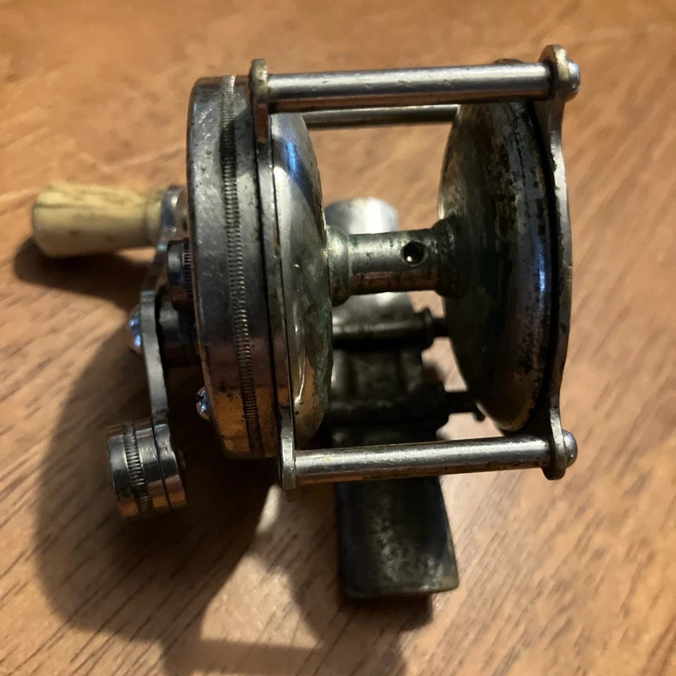 Carrete de agua dulce Hendryx Vintage modelo 60, buen estado de funcionamiento Foto 4 de 4