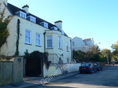 Photo 6x4 Leyden House, Thames Bank Barnes One of few houses on Mortlake  c2010