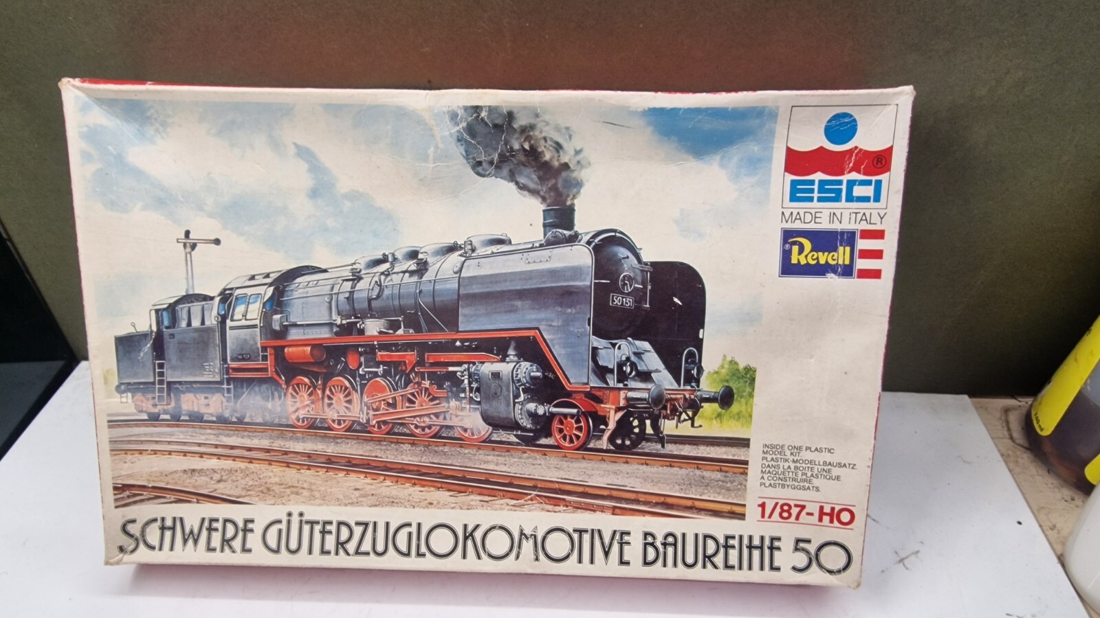 Bild 1 von 24