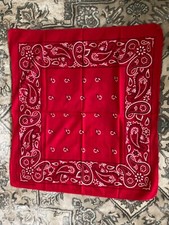 VTG RED PAISLEY COTTON 20  X20  Bandana Scarf Handkerchief MADE USA RN13962 FAST
