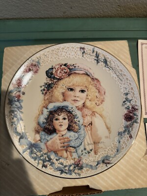 Dear To My Heart by Hagara  Cathy  1989 collectors plate The Hamilton Collection