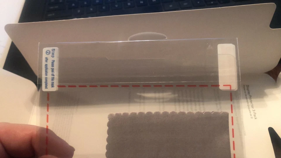 Verizon Display Screen Protector for Asus ZenPad Z8 3-Pack  ( New in Open Box ) - Image 4 of 4