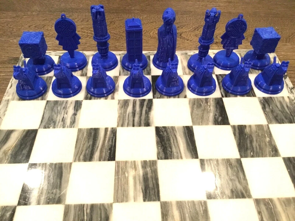 Juego de ajedrez Doctor Who (FAN ART) Tardis, Cyberman, Dalek, Weeping Angels, Dr Who Foto 3 de 4