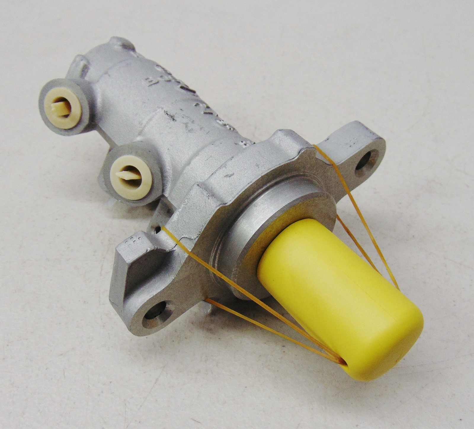 Maserati 2014 & Newer Ghibli V6 Genuine Brake Master Cylinder OEM # 673002714