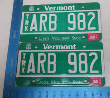 Vermont VT License Plate Tag 2000 00 Natural Sticker Pair Set Truck ARB 982
