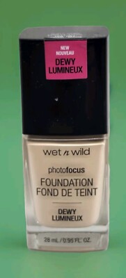 Wet n Wild PhotoFocus Dewy Foundation 1111518 Shell Ivory 0.95oz New!!