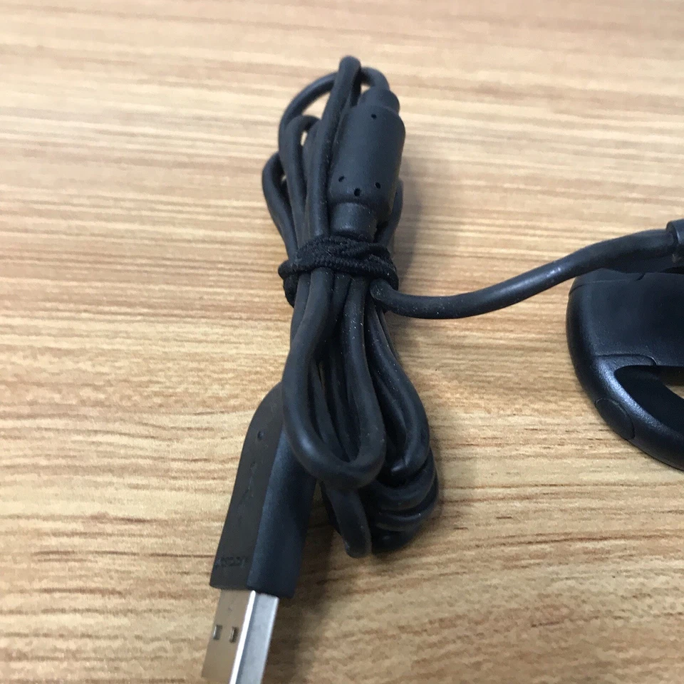 Microsoft LifeCam VX3000 Webcam Camera Streaming USB2 High Definition Autofocus  - Image 2 of 4