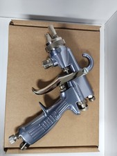 Binks 2100 66SSx66SD Pressure Spray Gun - 2101-4307-9
