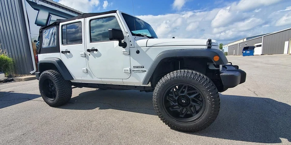 Rueda 20" Vision Off-Road 361 Spyder negro satinado 20x9 5x5 10 mm para llanta Chevy GMC Foto 3 de 4