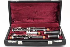 YAMAHA YCL-62 Bb Clarinet Professional Model Woodwind Instrument with Case