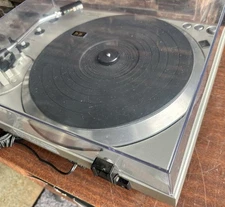 Technics SL-1301 Quartz Direct Drive Turntable – Fully Working, Vintage Japan