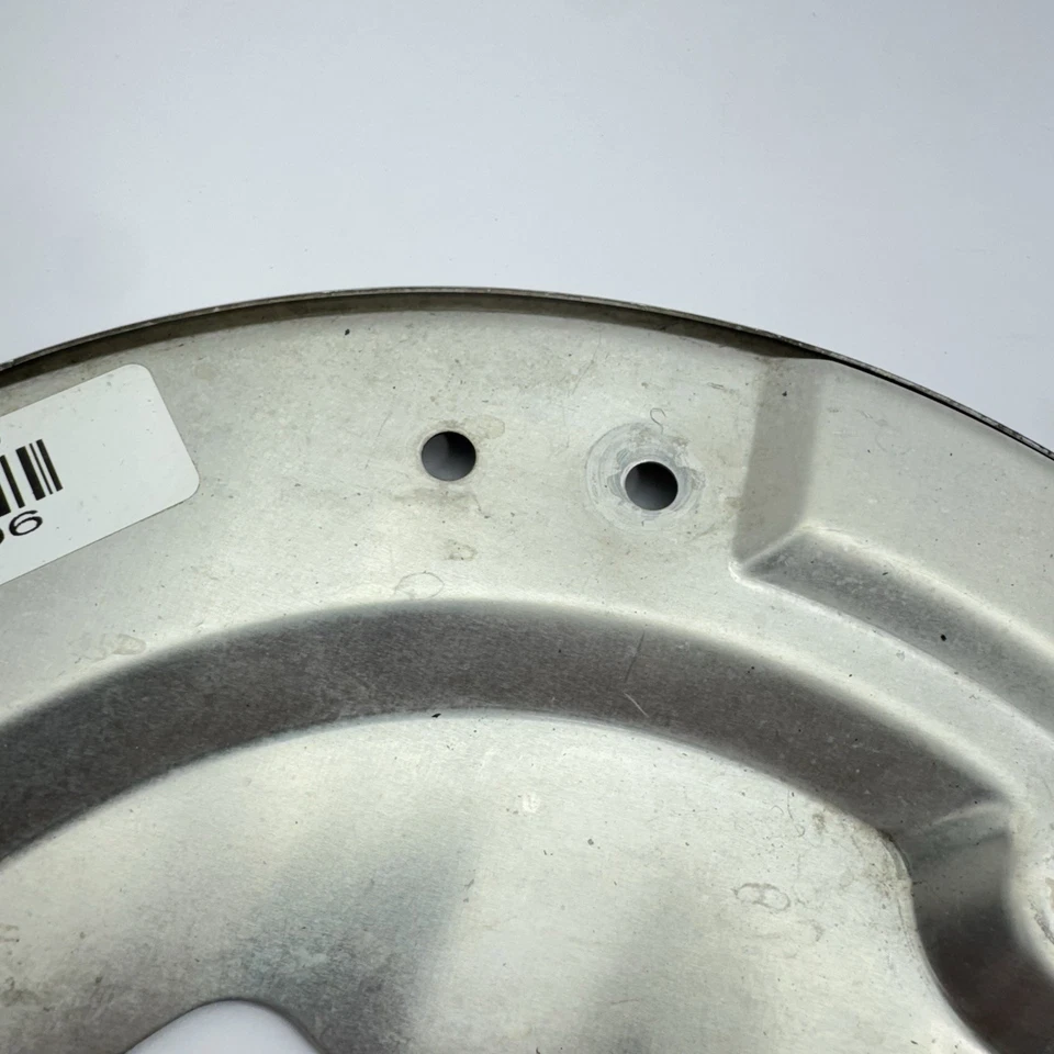 Placa de cubierta de protección de disco de freno delantero derecho Volvo S60 2019-2025 31362688 OEM Foto 4 de 4