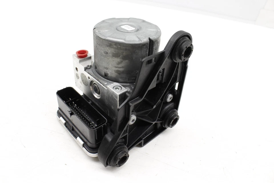 AUDI S3 2017-2018 - BOMBA ABS / módulo 8V0614517C Foto 2 de 4