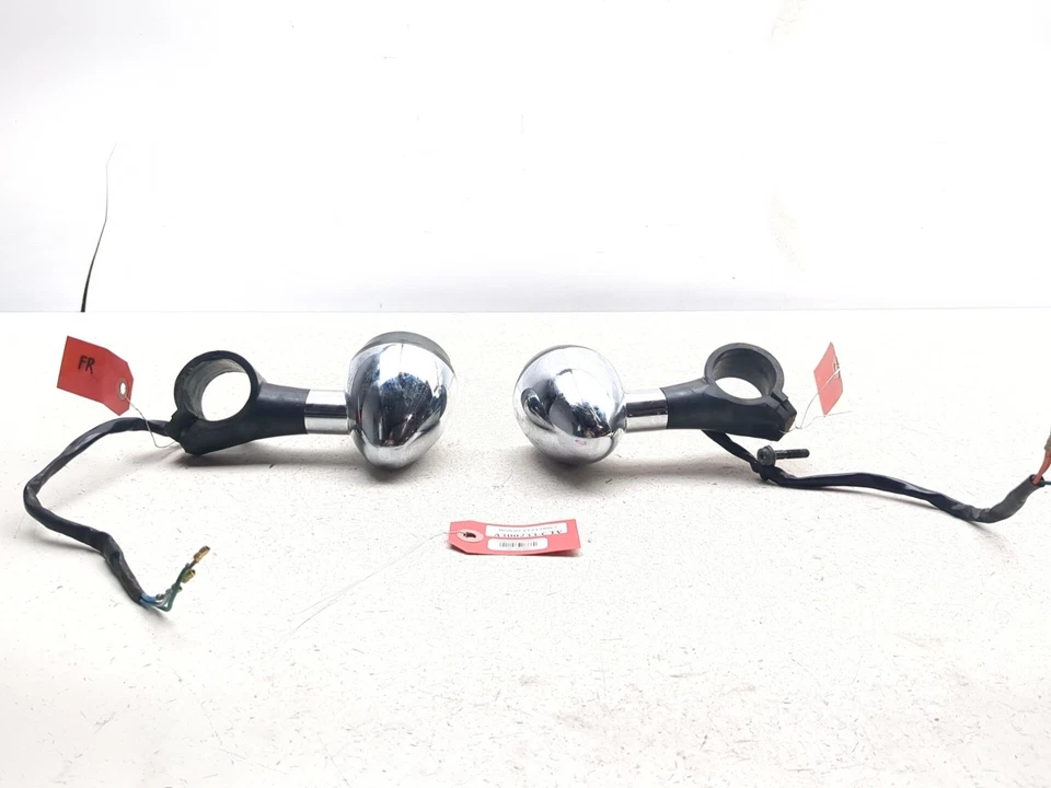 04-09 Juego de luces de humo intermitentes intermitentes de señal de giro delantera Honda VTX1300C VTX 1300 Foto 2 de 4