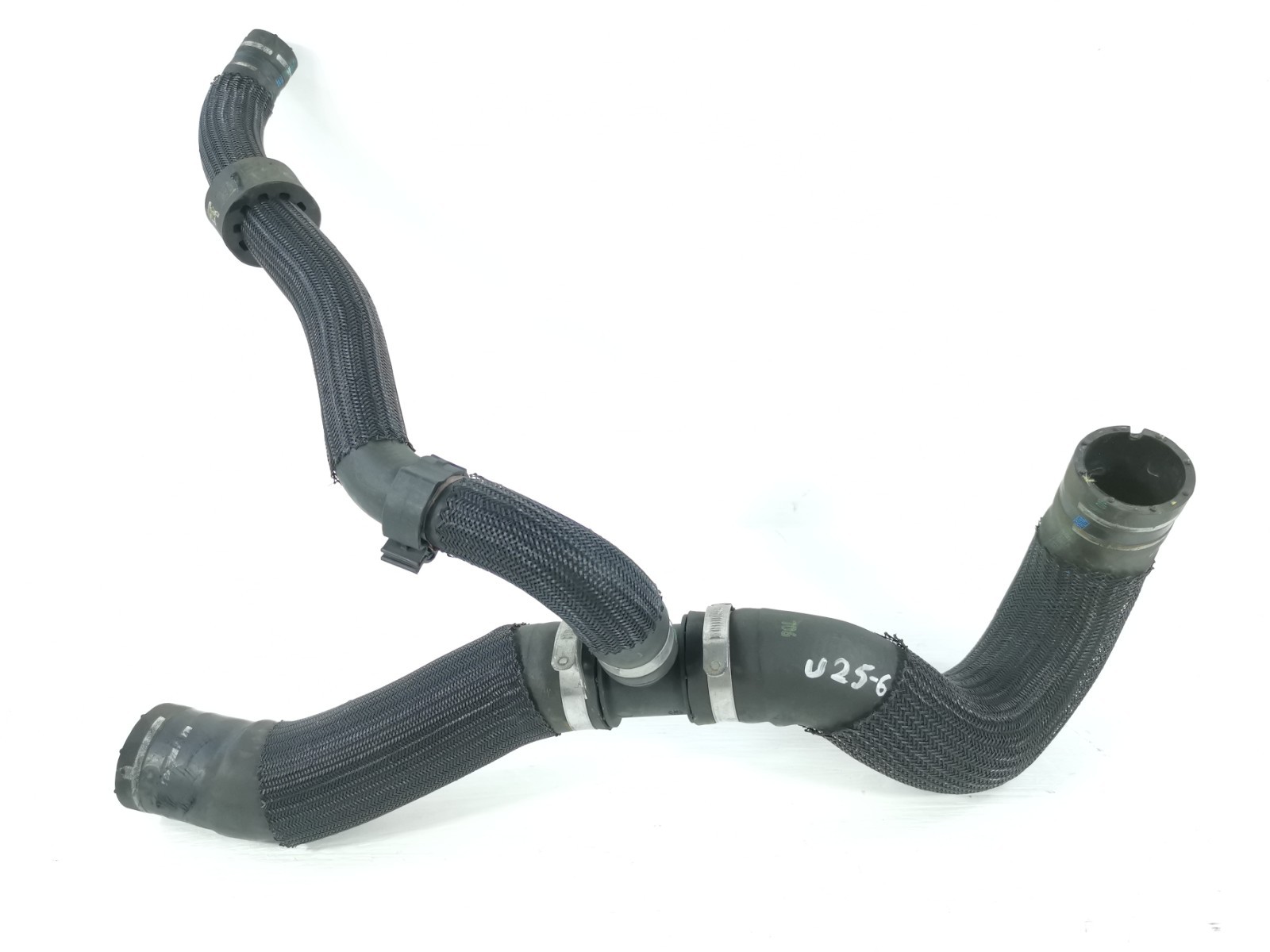 Maserati Levante 2017 AWD 3.0 Engine Radiator Hose Pipe Coolant Water 670031949