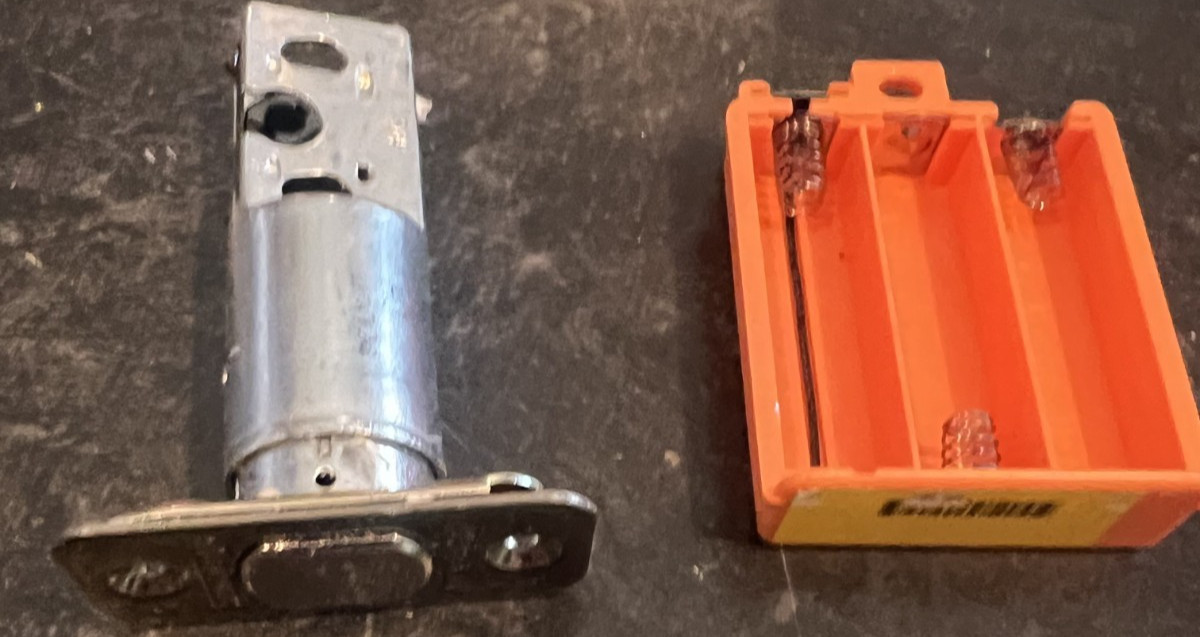 Schlage BE365 V CAM 619 Camelot Keypad Deadbolt