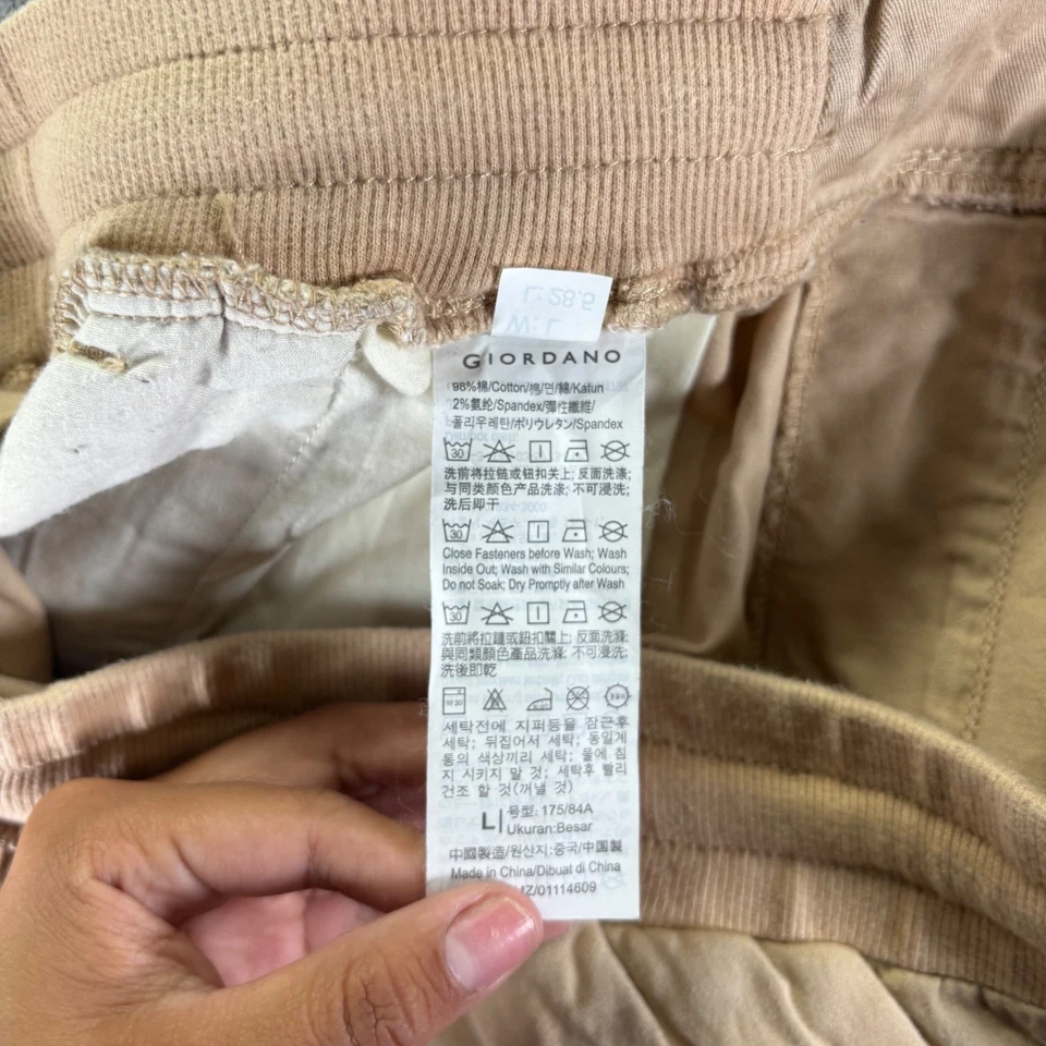 Calça jogger masculina Giordano bege grande algodão bolsos elásticos cordões - Imagem 4 de 4