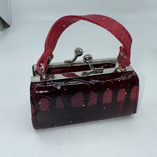 Miscellaneous mini coin/lipstick purse. Kiss me clasp. Offered as lot Of 7 - Picture 10 of 23