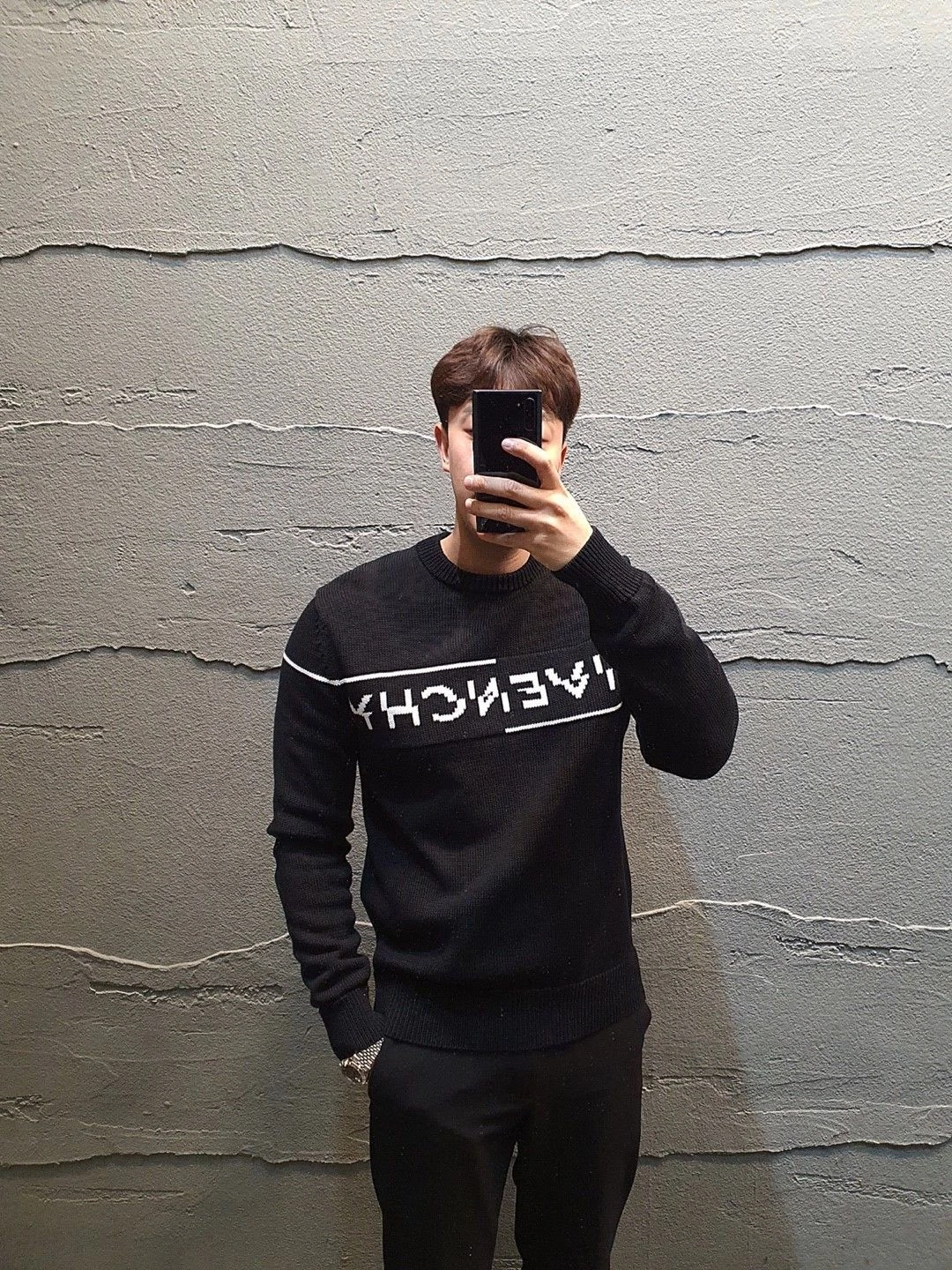 Maglia Givenchy nera con logo spacco 17923165