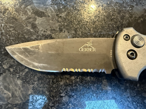 Original Gerber 06 Assist S30V Drop Point Serrated Folding Knife - Discontinued - Bild 2 von 13