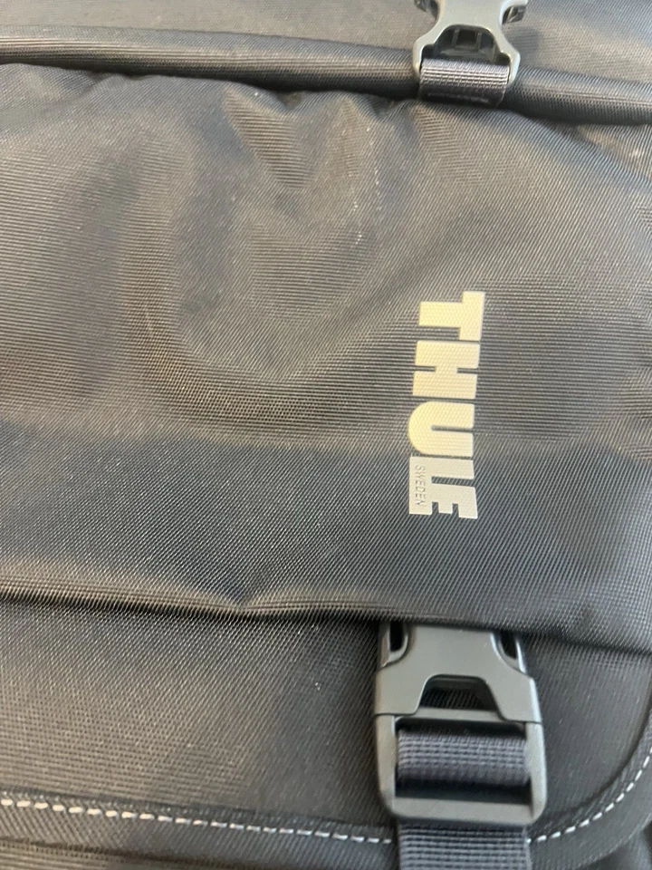 Thule Covert DSLR Rolltop Backpack - Camera Bag, Laptop Case, Drone Bag - Black - Image 3 of 4