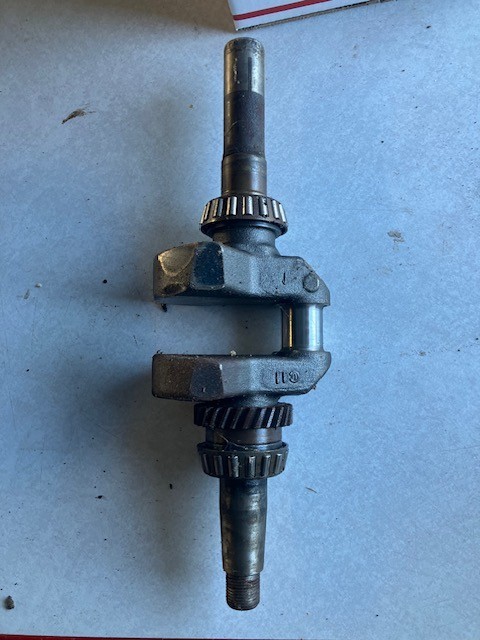 Crankshaft for a Wisconsin Model AENLD