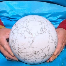 3960G Natural white pine stone ball spiritual healing KH3491