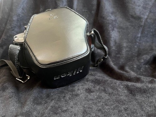 Nikon Camera Complete Set With Lenses And Bag - Picture 10 of 13