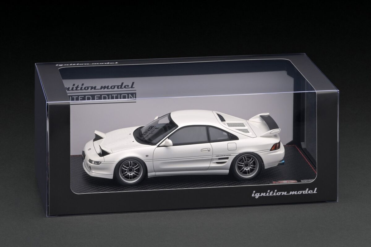 ignition model IG3331 1/18 MR2 SW20 White with RPF1-type 17 ignition model IG3331 1/18 MR2 SW20 White with RPF1-type 17
