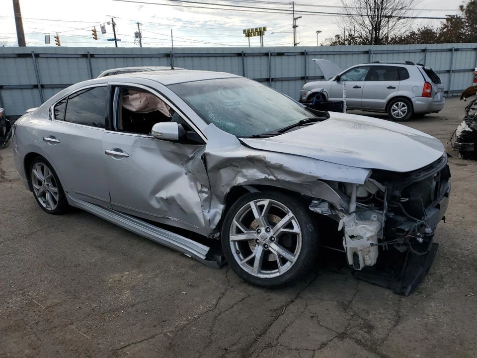 Conjunto de bomba y motor ABS usado se adapta a: Bomba Nissan Máxima 2012 AT CVT con paleta s Foto 4 de 4