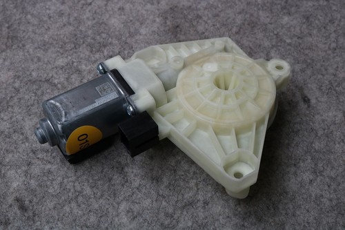 VW Passat B8 3G Fensterhebermotor 5Q4959801D Fensterheber Motor hinten rechts