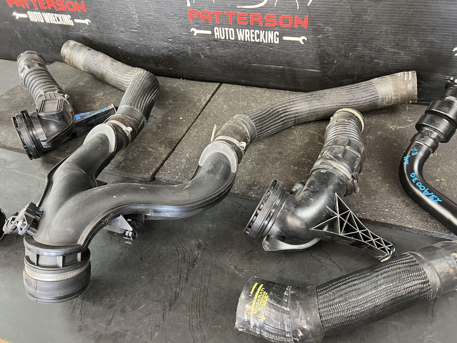 17-20 MASERATI GHIBLI AIR CLEANER TURBO TUBES PIPES 3.0 AWD