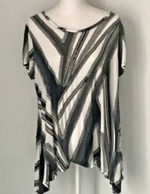 Simply Vera Wang Black White Geometric Tunic Top Size OX Soft