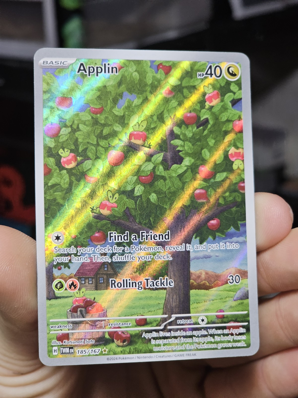 Applin 185/167 Sv06: Twilight Masquerade Holo Pokémon TCG Near Mint