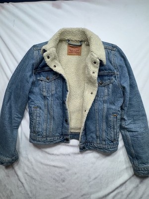Levis Sherpa Denim Trucker Jacket With Fleece Collar Light Wash S