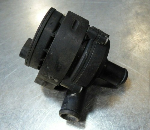 VW Crafter 2E 2,0 TDI _ Zusatzwasserpumpe Umwälzpump 2118350364